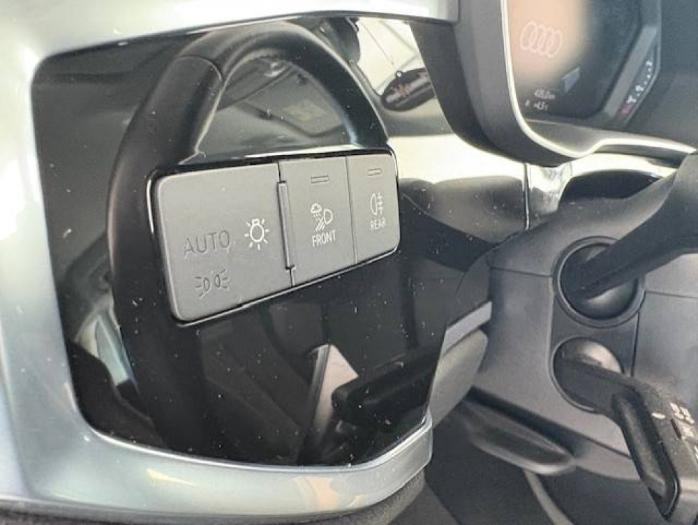 Acheter Audi Q3 Q3 35 TDI 150 ch S tronic 7 Design Luxe 5p occasion dans les concessions du Groupe Faurie