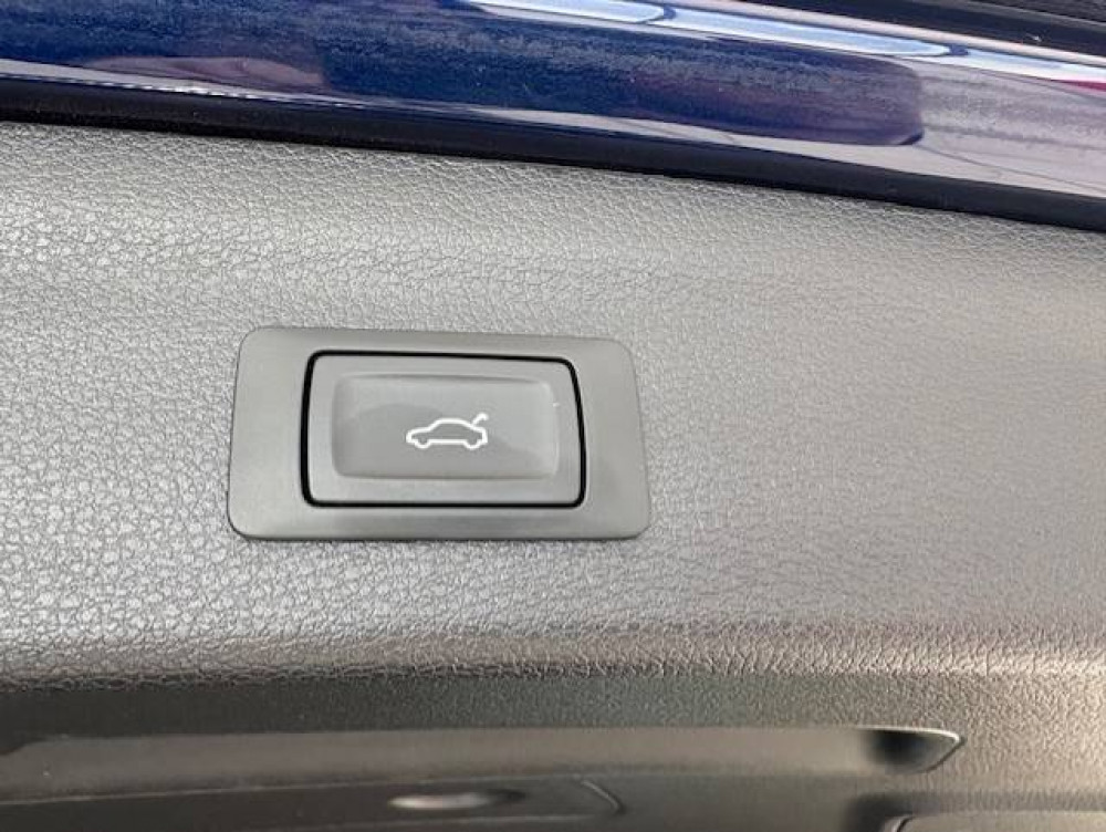 Acheter Audi Q3 Q3 40 TFSI 190 ch S tronic 7 Quattro Design Luxe 5p occasion dans les concessions du Groupe Faurie