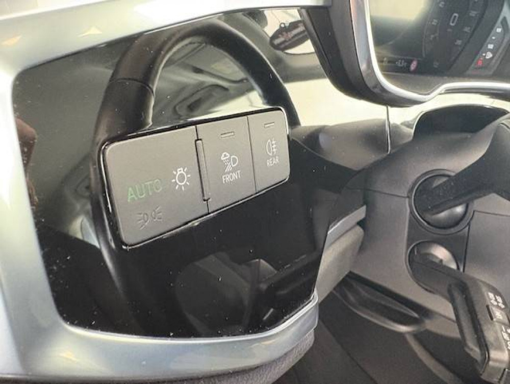 Acheter Audi Q3 Q3 40 TFSI 190 ch S tronic 7 Quattro Design Luxe 5p occasion dans les concessions du Groupe Faurie