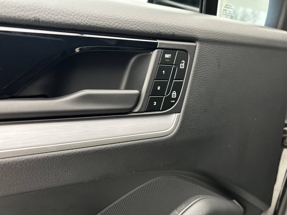 Acheter Porsche Cayenne Cayenne E-Hybrid 3.0 V6 470 ch  5p occasion dans les concessions du Groupe Faurie