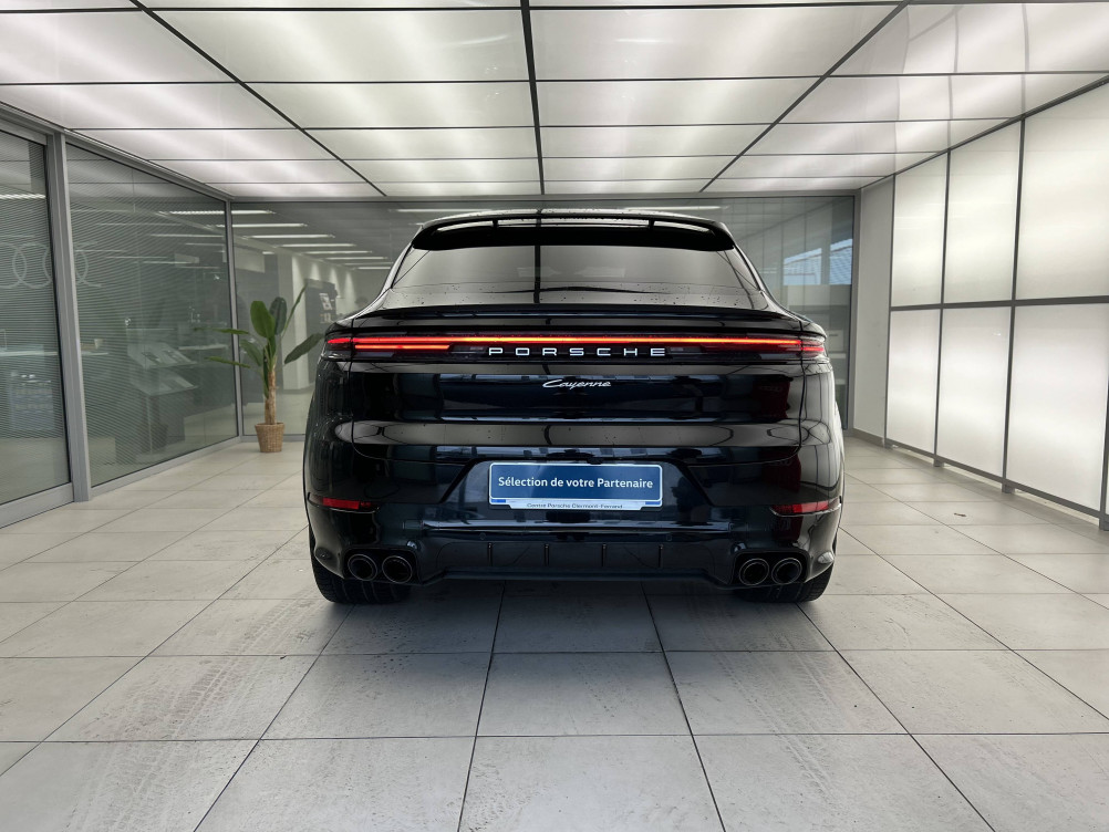 Acheter Porsche Cayenne Cayenne E-Hybrid 3.0 V6 470 ch  5p occasion dans les concessions du Groupe Faurie