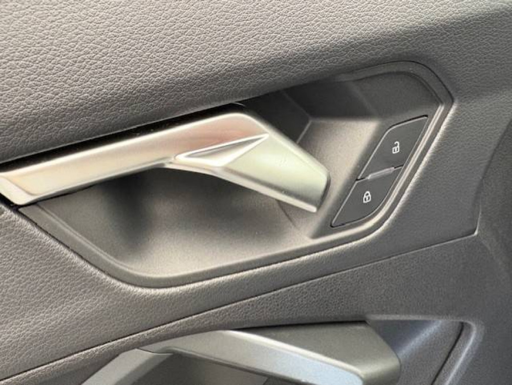 Acheter Audi Q3 Q3 Sportback 35 TDI 150 ch S tronic 7 S line plus 5p occasion dans les concessions du Groupe Faurie