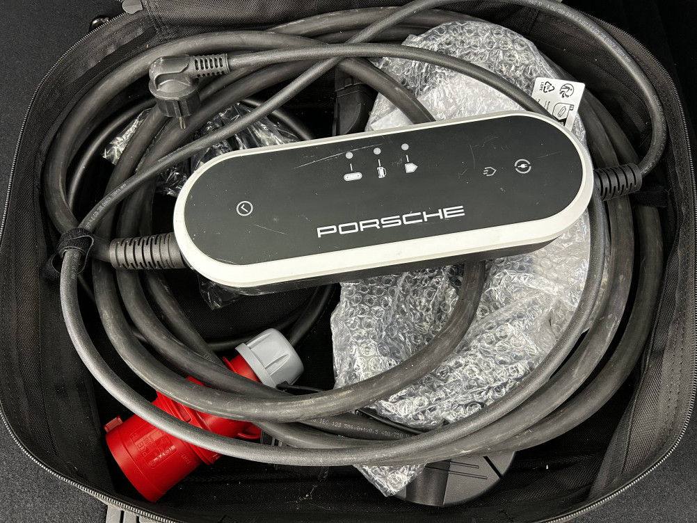 Acheter Porsche Cayenne Cayenne E-Hybrid 3.0 V6 470 ch  5p occasion dans les concessions du Groupe Faurie