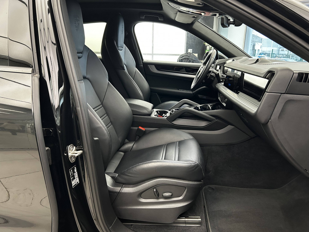 Acheter Porsche Cayenne Cayenne E-Hybrid 3.0 V6 470 ch  5p occasion dans les concessions du Groupe Faurie