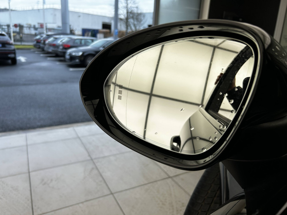 Acheter Porsche Cayenne Cayenne E-Hybrid 3.0 V6 470 ch  5p occasion dans les concessions du Groupe Faurie