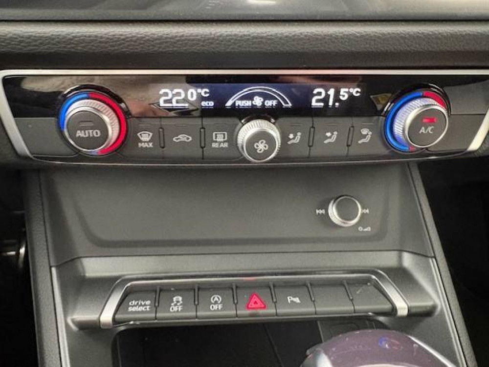 Acheter Audi Q3 Q3 Sportback 35 TDI 150 ch S tronic 7 S line 5p occasion dans les concessions du Groupe Faurie