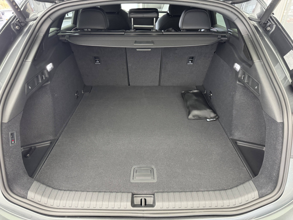 Acheter Audi A6 E-TRON A6 e-tron Avant Performance 367 ch 100 kWh S line 5p neuf dans les concessions du Groupe Faurie