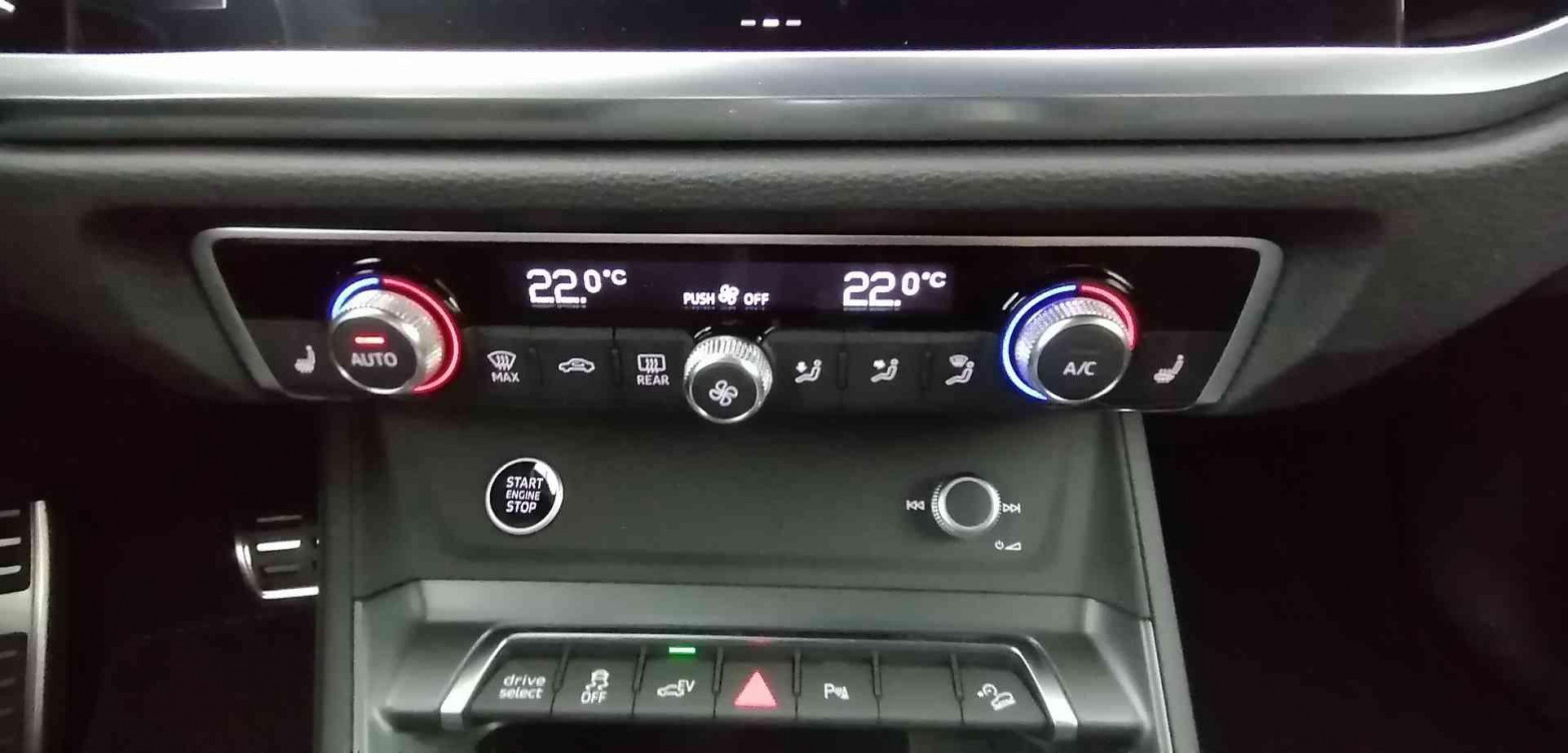 Acheter Audi Q3 Q3 45 TFSIe 245 ch S tronic 6 S line 5p occasion dans les concessions du Groupe Faurie