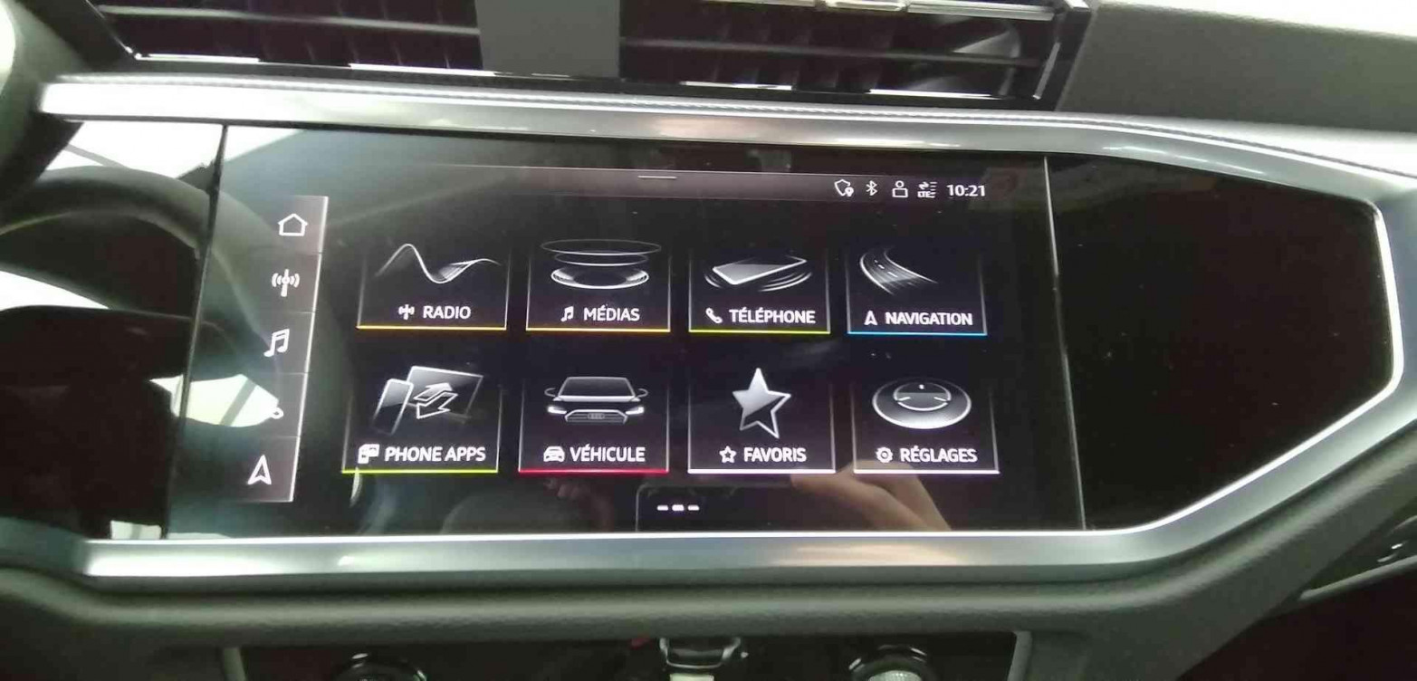 Acheter Audi Q3 Q3 45 TFSIe 245 ch S tronic 6 S line 5p occasion dans les concessions du Groupe Faurie