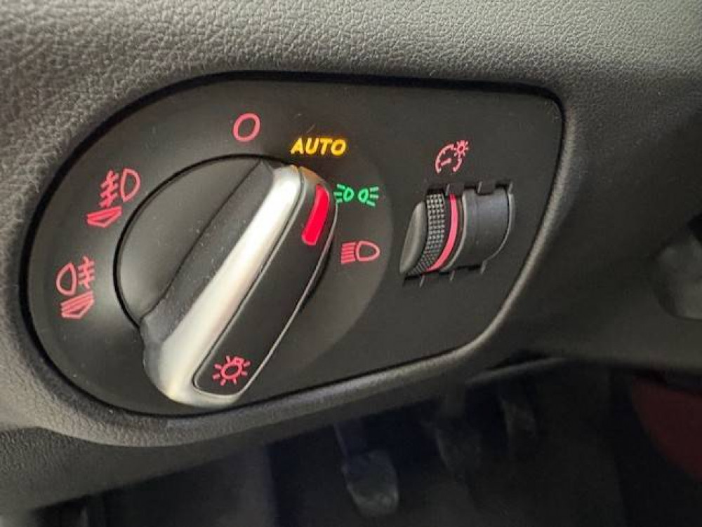 Acheter Audi A1 Sportback A1 Sportback 1.6 TDI 116 Ambition 5p occasion dans les concessions du Groupe Faurie