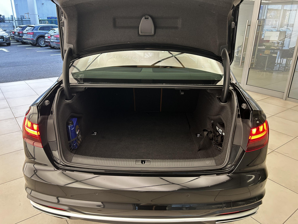 Acheter Audi A4 A4 35 TDI 163 S tronic 7 Avus 4p occasion dans les concessions du Groupe Faurie