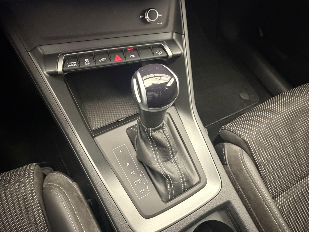 Acheter Audi Q3 Q3 45 TFSIe 245 ch S tronic 6 S line 5p occasion dans les concessions du Groupe Faurie