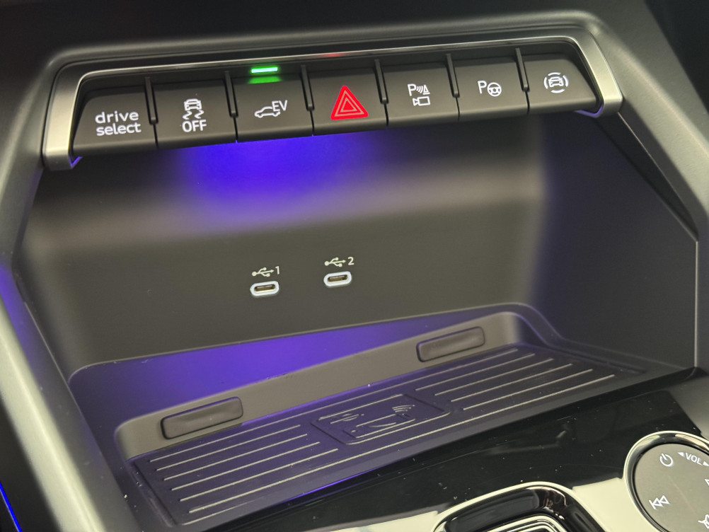 Acheter Audi A3 Sportback A3 Sportback TFSI e Hybride rechargeable 204 S tronic 6 S line 5p neuf dans les concessions du Groupe Faurie