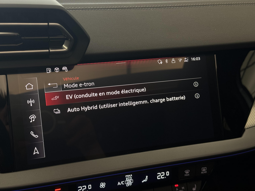 Acheter Audi A3 Sportback A3 Sportback TFSI e Hybride rechargeable 204 S tronic 6 S line 5p neuf dans les concessions du Groupe Faurie