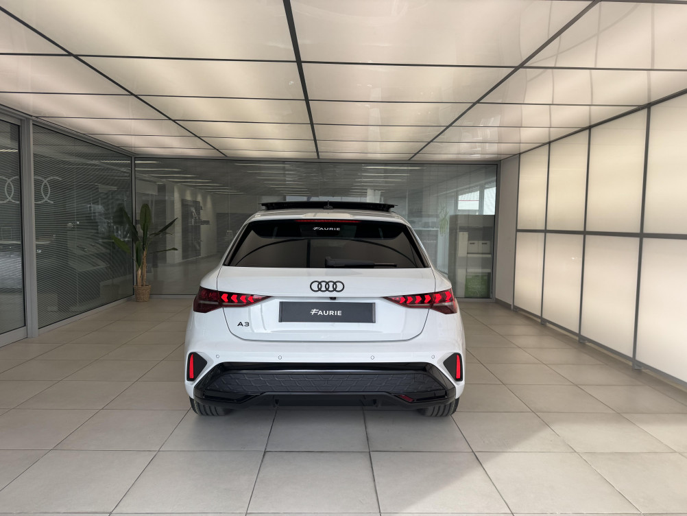 Acheter Audi A3 Sportback A3 Sportback TFSI e Hybride rechargeable 204 S tronic 6 S line 5p neuf dans les concessions du Groupe Faurie