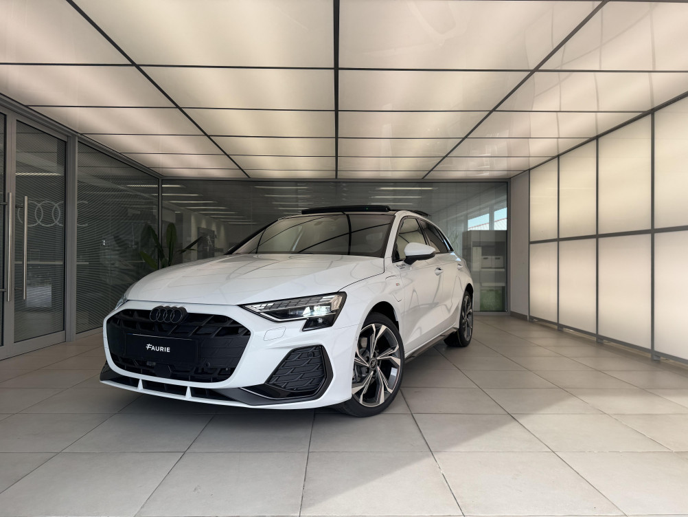 Acheter Audi A3 Sportback A3 Sportback TFSI e Hybride rechargeable 204 S tronic 6 S line 5p neuf dans les concessions du Groupe Faurie