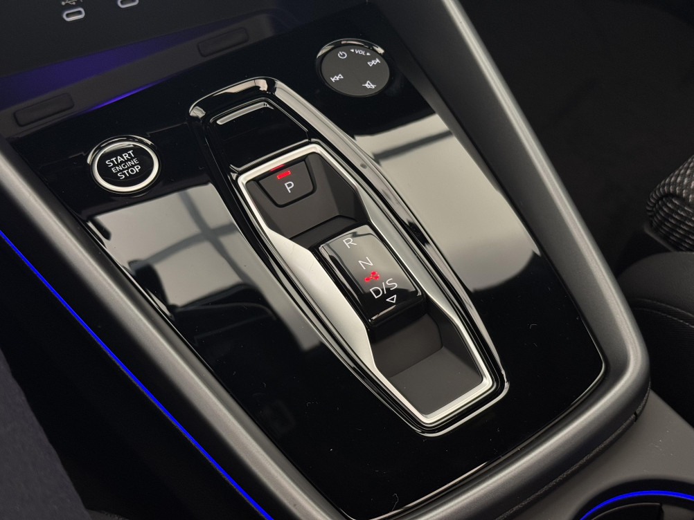 Acheter Audi A3 Sportback A3 Sportback TFSI e Hybride rechargeable 204 S tronic 6 S line 5p neuf dans les concessions du Groupe Faurie