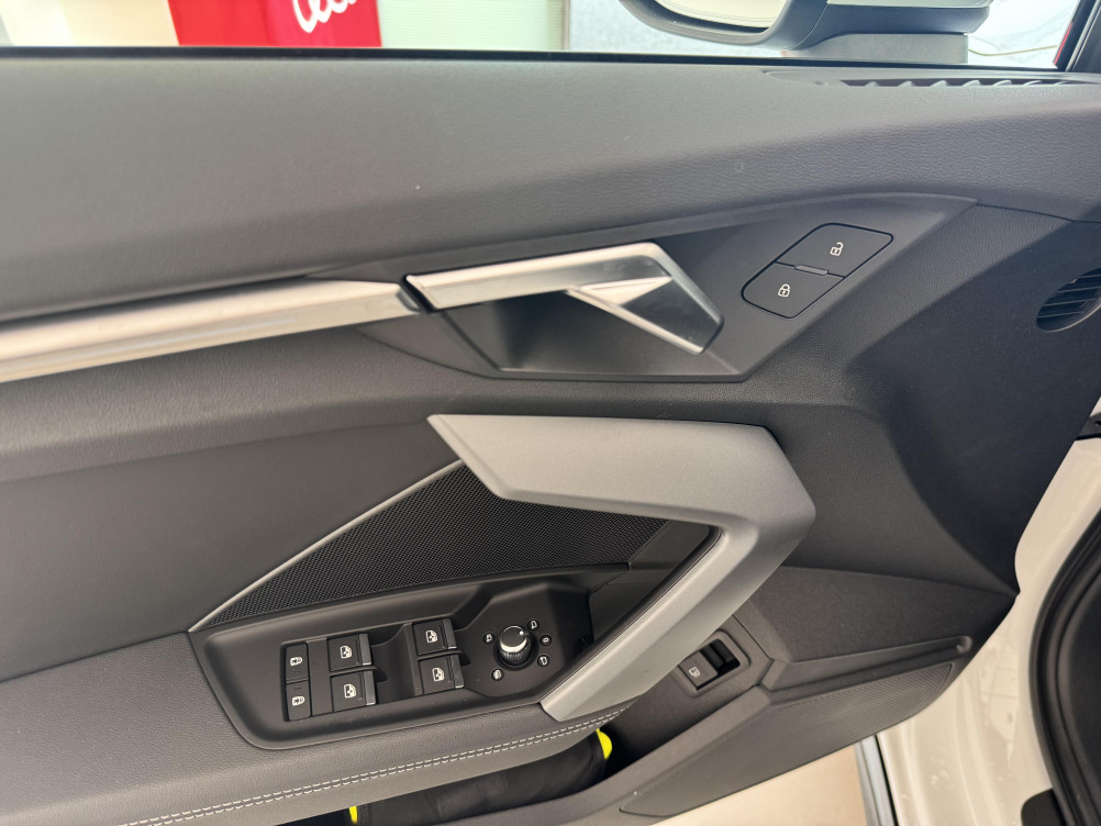 Acheter Audi A3 Sportback A3 Sportback TFSI e Hybride rechargeable 204 S tronic 6 S line 5p neuf dans les concessions du Groupe Faurie