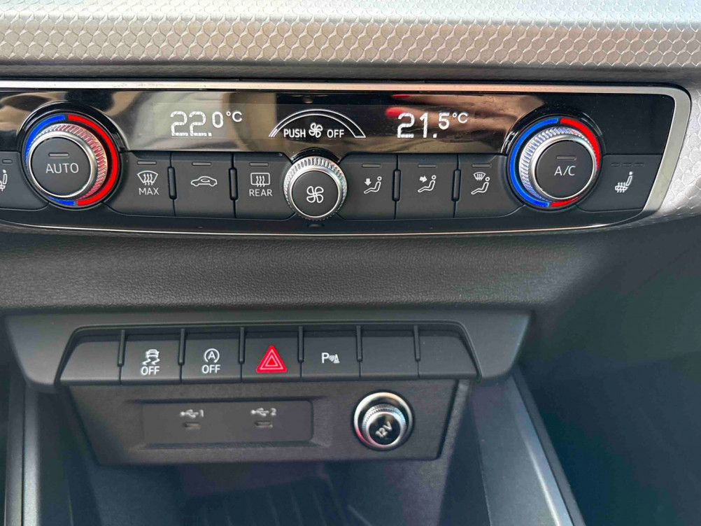 Acheter Audi A1 Sportback A1 Sportback 30 TFSI 116 ch S tronic 7 Black Edition 5p occasion dans les concessions du Groupe Faurie