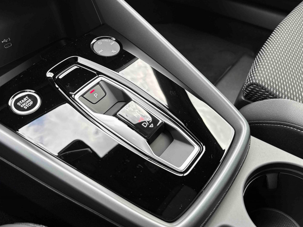 Acheter Audi A3 Sportback A3 Sportback TFSI Mild Hybrid 150 S tronic 7 S line 5p neuf dans les concessions du Groupe Faurie