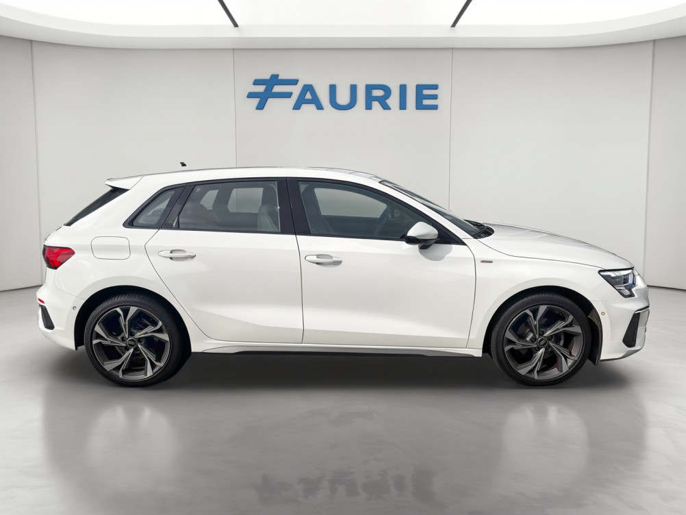 Acheter Audi A3 Sportback A3 Sportback 30 TDI 116 S tronic 7 S Line 5p occasion dans les concessions du Groupe Faurie
