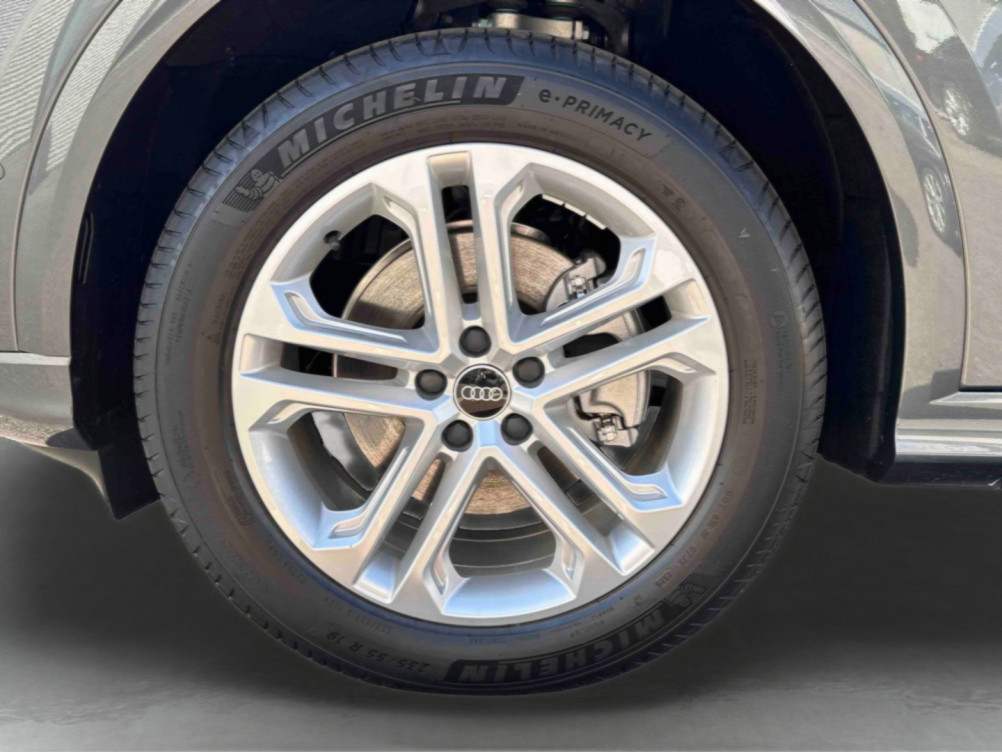 Acheter Audi Q5 Q5 TFSI 204 ch Hybride S tronic 7 S line 5p neuf dans les concessions du Groupe Faurie