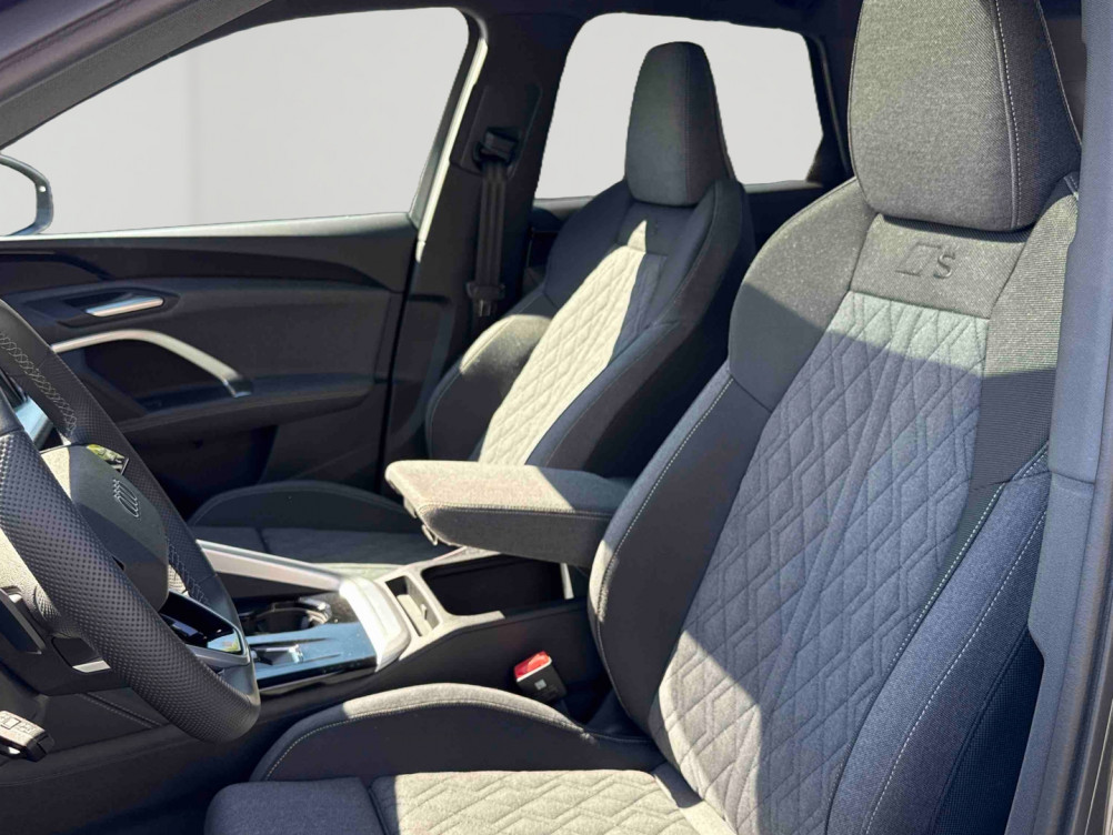 Acheter Audi Q5 Q5 TFSI 204 ch Hybride S tronic 7 S line 5p neuf dans les concessions du Groupe Faurie