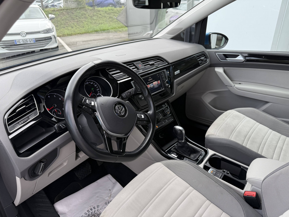Acheter Volkswagen Touran Touran 1.4 TSI 150 BMT DSG7 5pl R-Line 5p occasion dans les concessions du Groupe Faurie