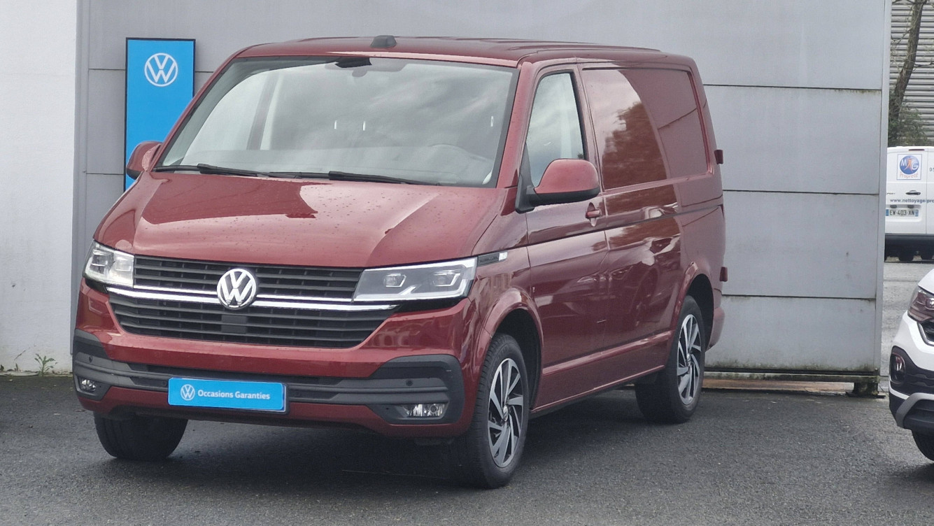 Acheter Volkswagen Transporter Fourgon T6 TRANSPORTER 6.1 VAN L1H1 2.0 TDI 198 DSG7 BUSINESS LINE PLUS 4p occasion dans les concessions du Groupe Faurie