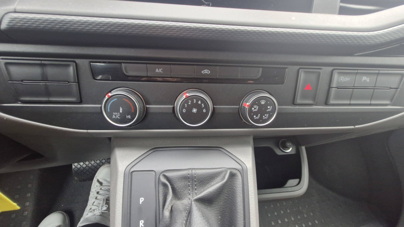 Acheter Volkswagen Transporter Fourgon T6 TRANSPORTER 6.1 VAN L1H1 2.0 TDI 198 DSG7 BUSINESS LINE PLUS 4p occasion dans les concessions du Groupe Faurie