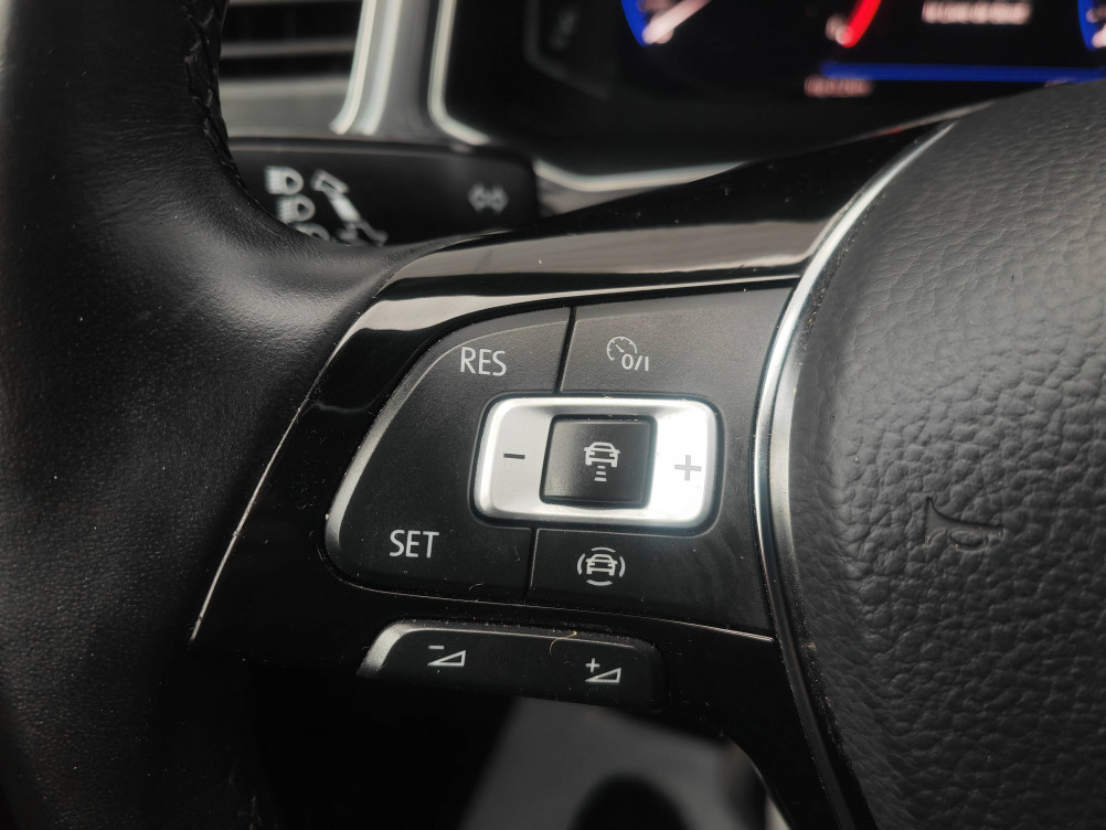 Acheter Volkswagen T-Roc T-Roc 1.5 TSI 150 EVO Start/Stop BVM6 Carat 5p occasion dans les concessions du Groupe Faurie