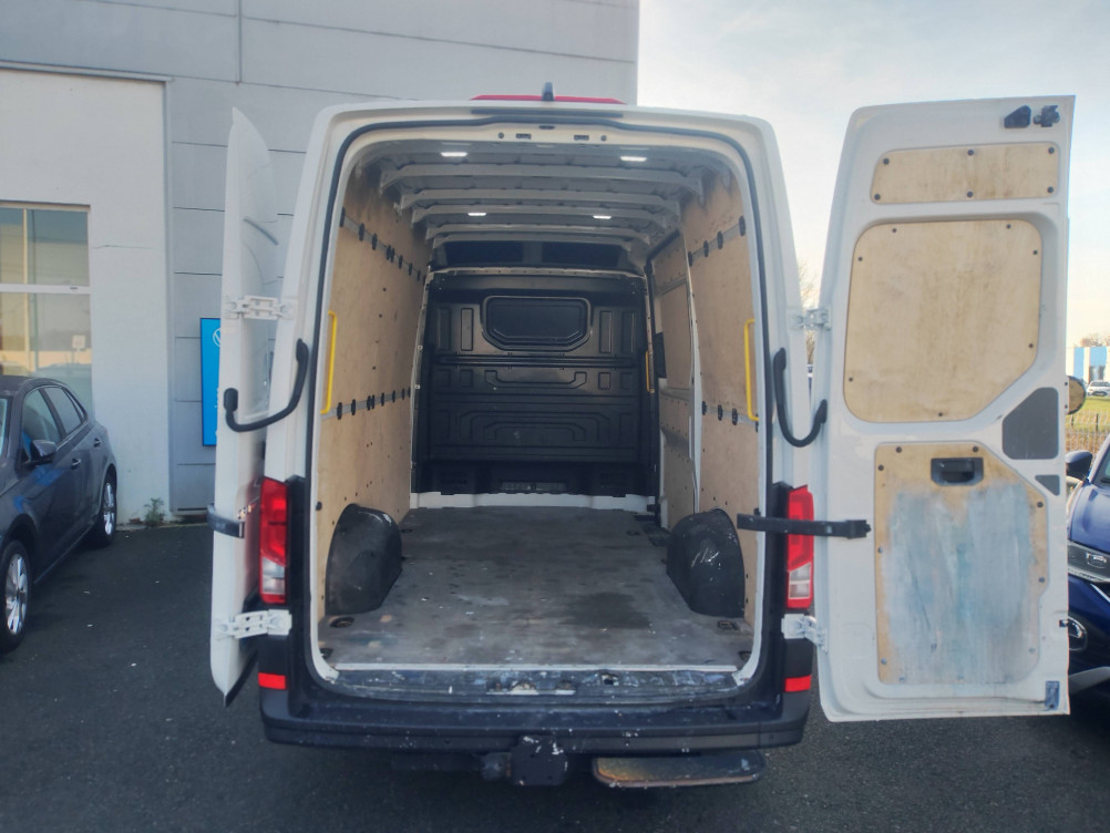 Acheter Volkswagen Crafter CRAFTER VAN 30 L3H3 2.0 TDI 140 CH BUSINESS LINE 4p occasion dans les concessions du Groupe Faurie