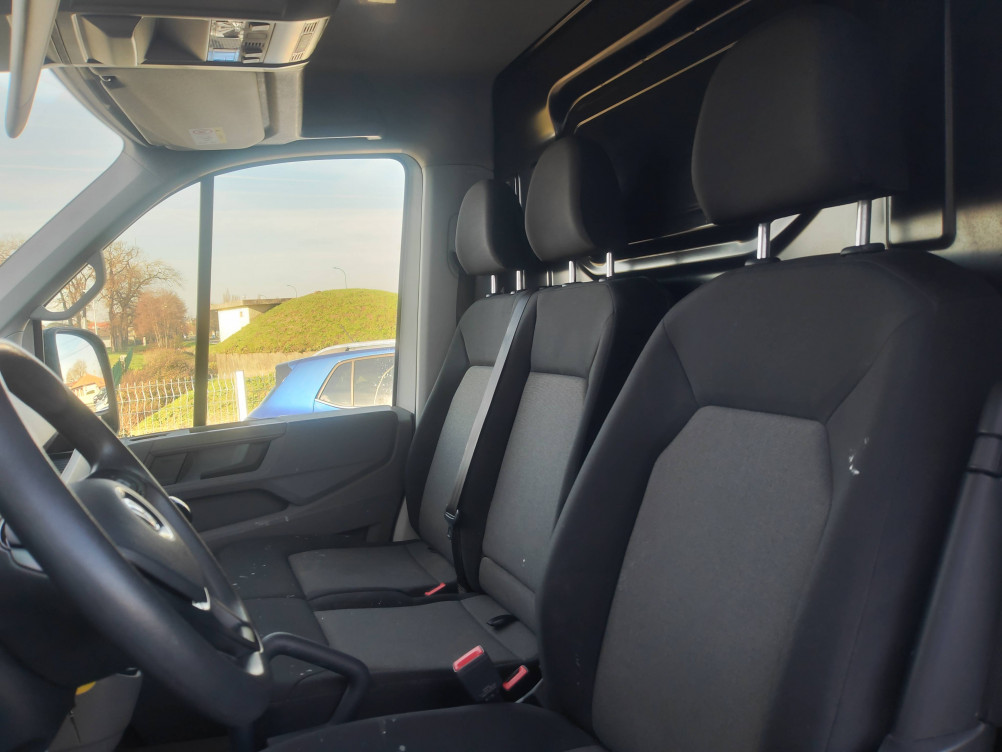 Acheter Volkswagen Crafter CRAFTER VAN 30 L3H3 2.0 TDI 140 CH BUSINESS LINE 4p occasion dans les concessions du Groupe Faurie