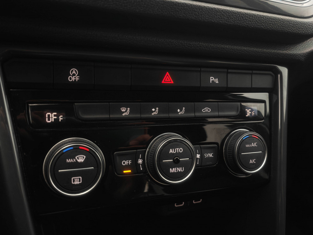 Acheter Volkswagen T-Roc T-Roc 1.5 TSI 150 EVO Start/Stop BVM6 Carat 5p occasion dans les concessions du Groupe Faurie