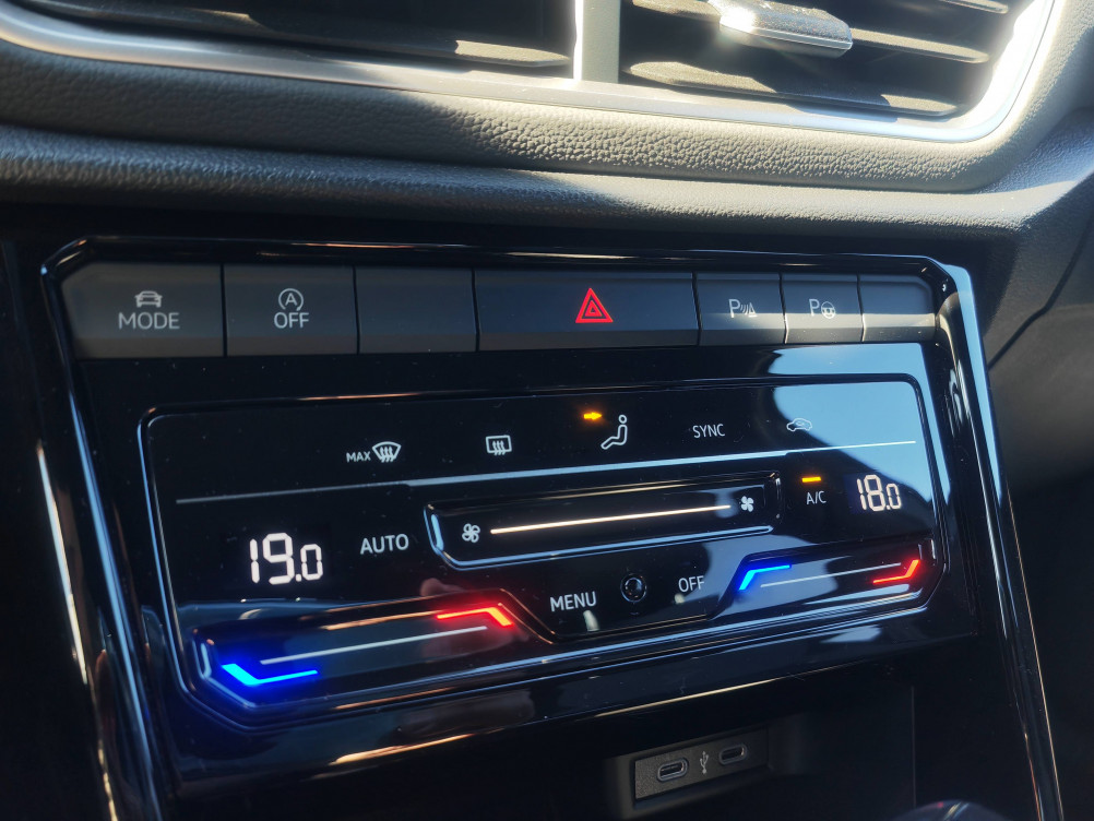 Acheter Volkswagen T-Roc T-Roc 2.0 TDI 150 Start/Stop DSG7 R-Line 5p occasion dans les concessions du Groupe Faurie
