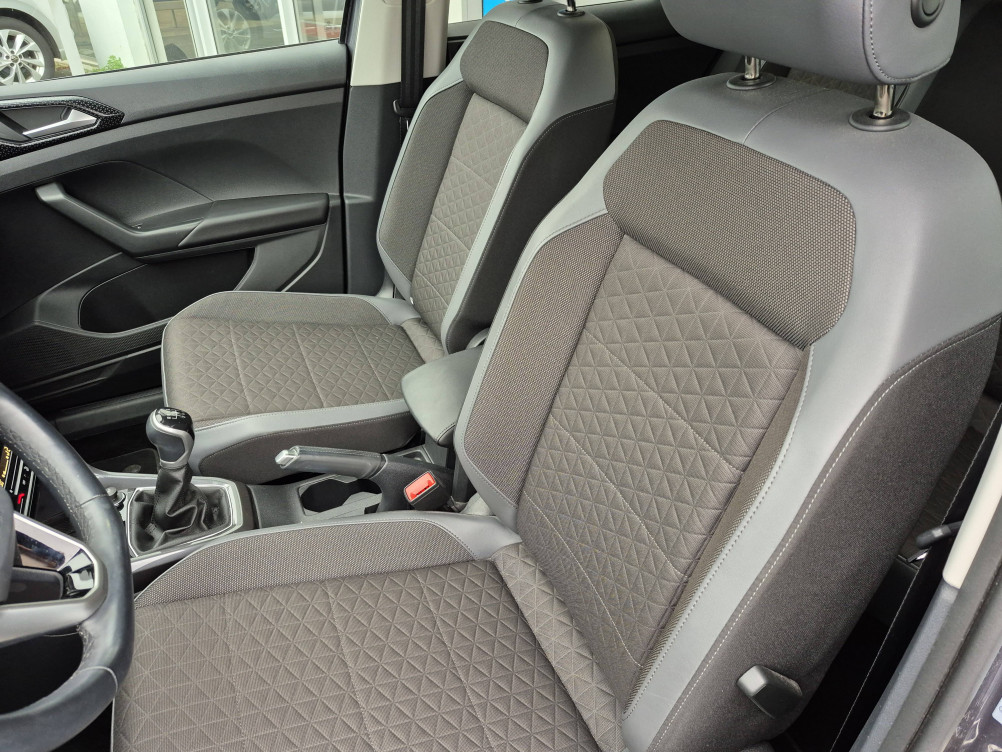 Acheter Volkswagen T-Cross T-Cross 1.0 TSI 110 Start/Stop BVM6 R-Line Tech 5p occasion dans les concessions du Groupe Faurie