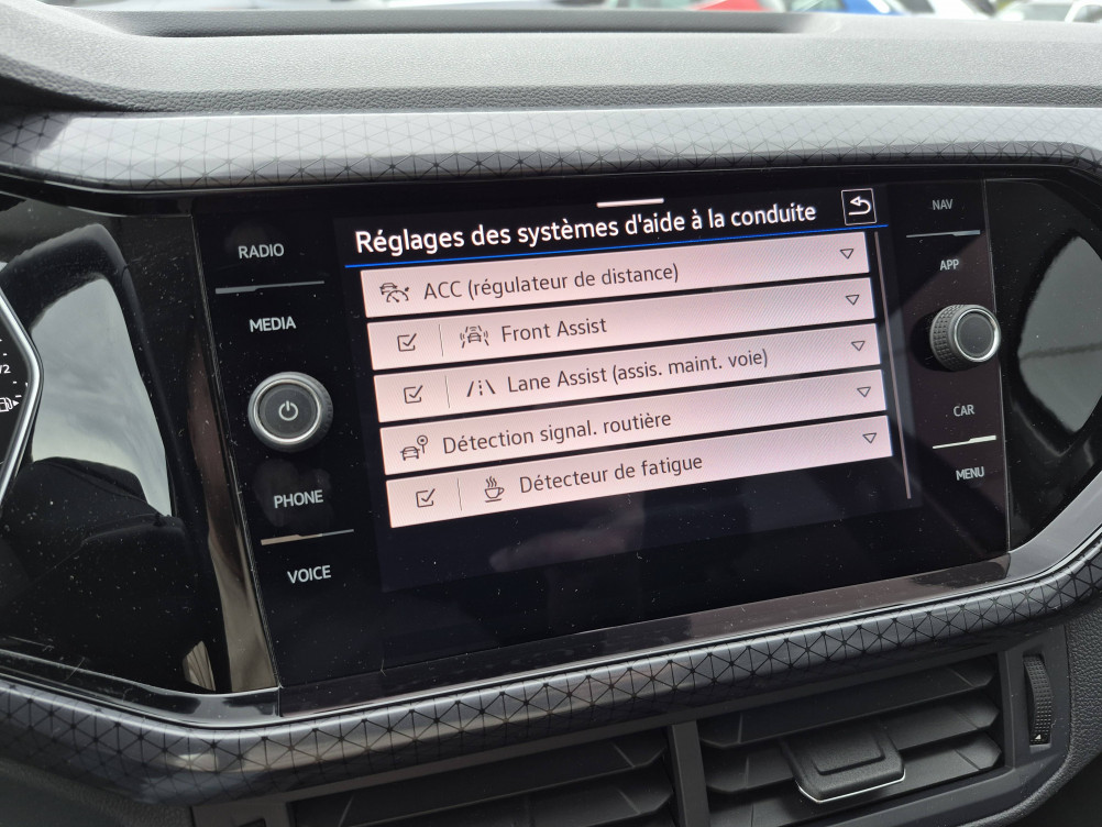 Acheter Volkswagen T-Cross T-Cross 1.0 TSI 110 Start/Stop BVM6 R-Line Tech 5p occasion dans les concessions du Groupe Faurie