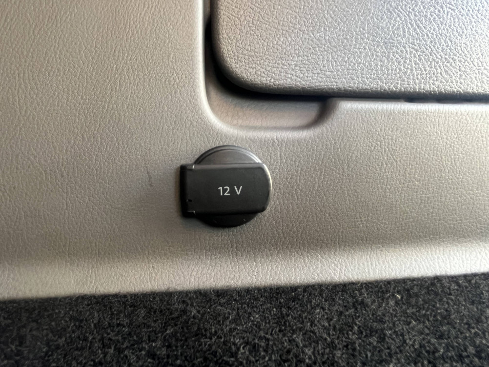 Acheter Volkswagen Caravelle Caravelle 6.1 2.0 TDI 150 BMT Courte DSG7 Confortline 4p occasion dans les concessions du Groupe Faurie