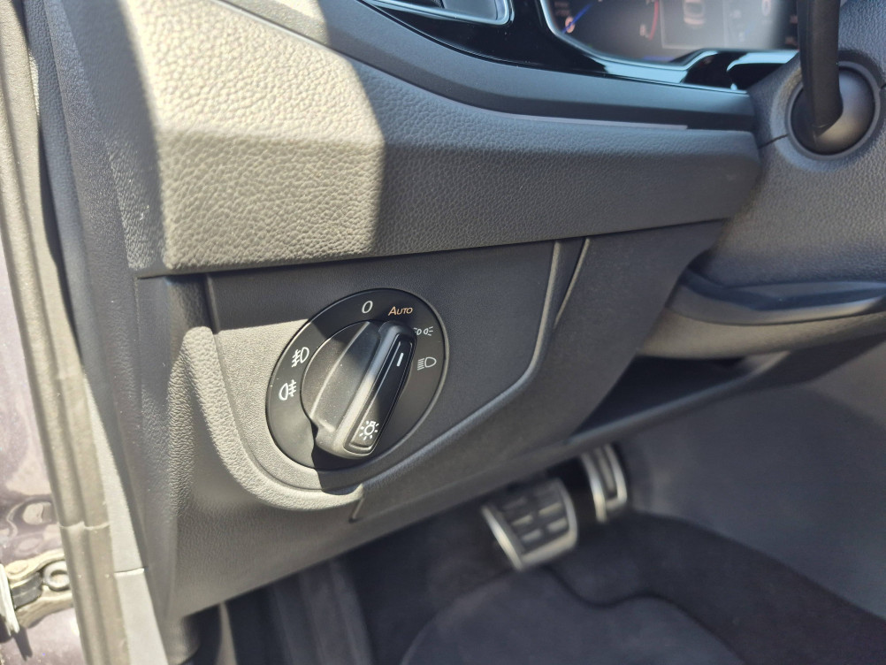 Acheter Volkswagen Taigo Taigo 1.0 TSI 110 DSG7 R-Line 5p occasion dans les concessions du Groupe Faurie