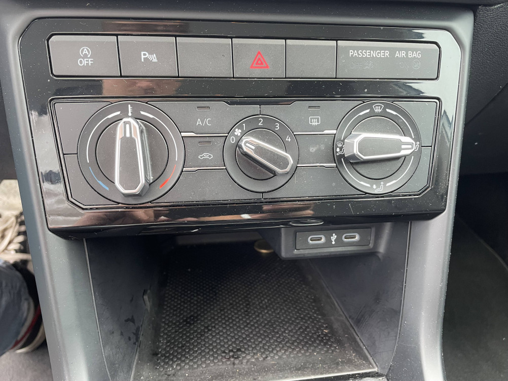 Acheter Volkswagen T-Cross T-Cross 1.0 TSI 110 Start/Stop DSG7 Life Tech 5p occasion dans les concessions du Groupe Faurie