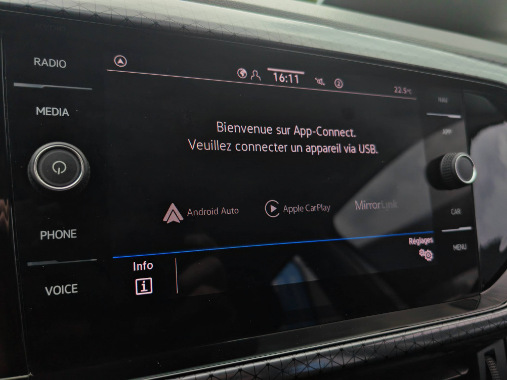 Acheter Volkswagen T-Cross T-Cross 1.0 TSI 110 Start/Stop BVM6 Style 5p occasion dans les concessions du Groupe Faurie