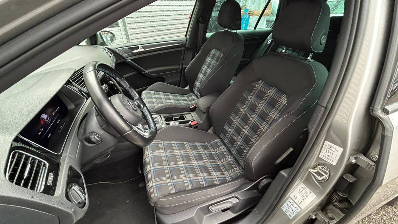 Acheter Volkswagen Golf Golf Hybride Rechargeable 1.4 TSI 204 DSG6 GTE 5p occasion dans les concessions du Groupe Faurie