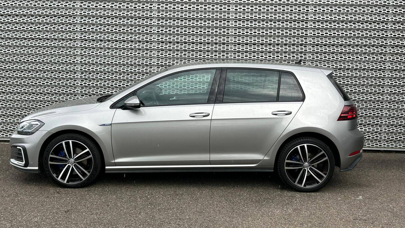 Acheter Volkswagen Golf Golf Hybride Rechargeable 1.4 TSI 204 DSG6 GTE 5p occasion dans les concessions du Groupe Faurie