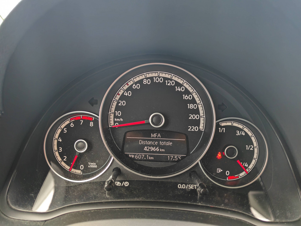 Acheter Volkswagen Up Up 1.0 60 BlueMotion Technology BVM5 Lounge 5p occasion dans les concessions du Groupe Faurie