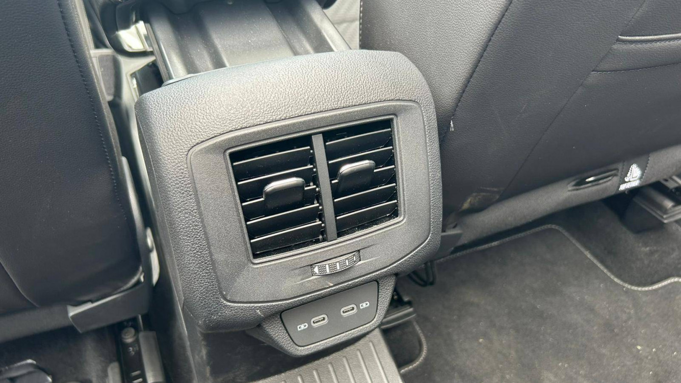 Acheter Volkswagen T-Roc T-Roc Cabriolet 1.5 TSI EVO2 150 Start/Stop DSG7 R-Line 2p neuf dans les concessions du Groupe Faurie