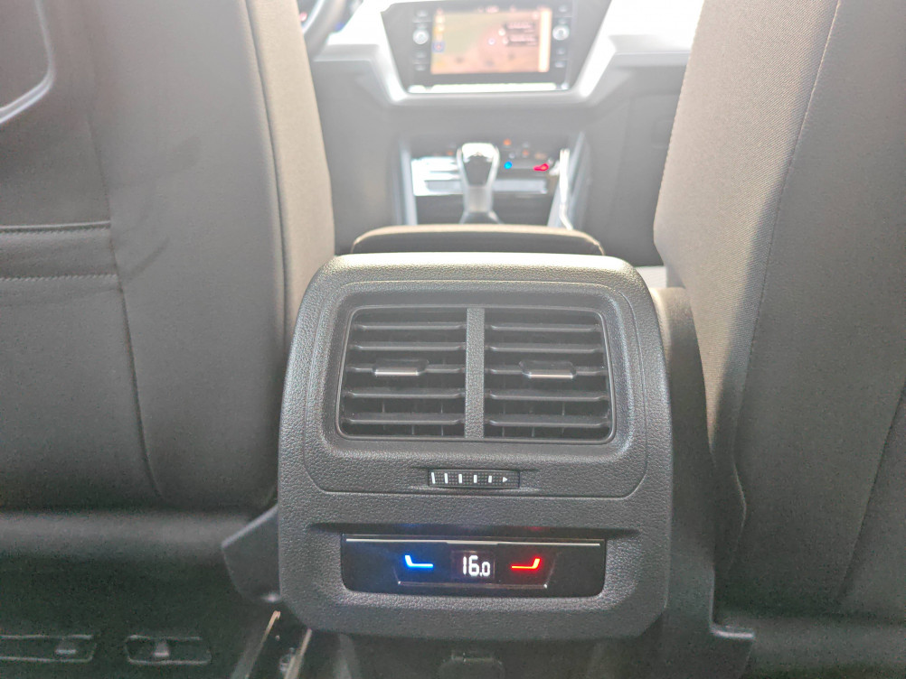 Acheter Volkswagen Touran Touran 2.0 TDI 122 BVM6 7pl Life Plus 5p occasion dans les concessions du Groupe Faurie