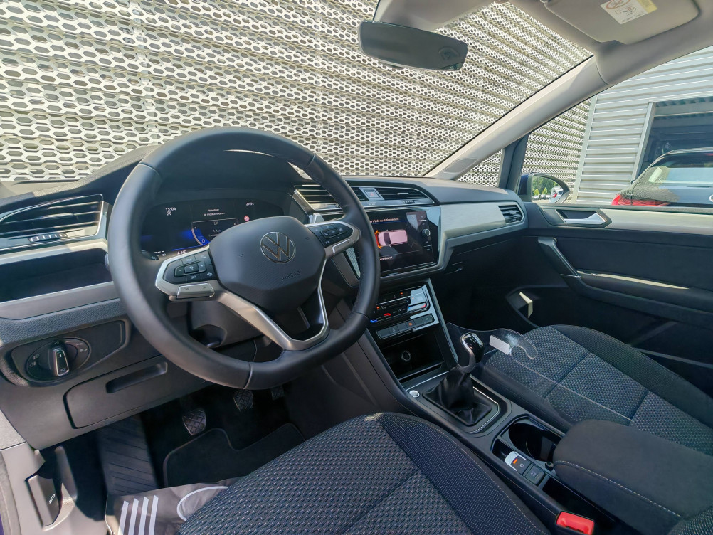 Acheter Volkswagen Touran Touran 2.0 TDI 122 BVM6 7pl Life Plus 5p occasion dans les concessions du Groupe Faurie