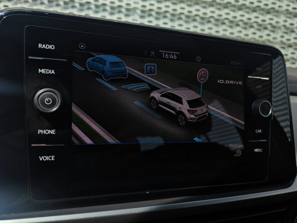 Acheter Volkswagen T-Roc T-Roc 1.0 TSI 110 Start/Stop BVM6 Life Business 5p occasion dans les concessions du Groupe Faurie