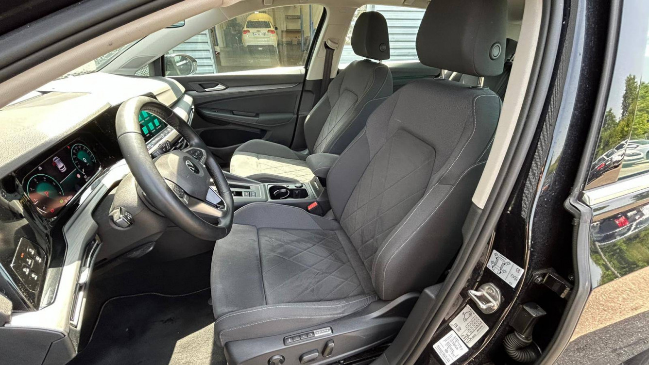 Acheter Volkswagen Golf Golf 2.0 TDI SCR 115 DSG7  5p occasion dans les concessions du Groupe Faurie