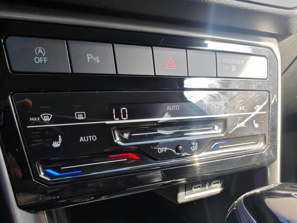 Acheter Volkswagen T-Cross T-Cross 1.0 TSI 110 Start/Stop DSG7 Carat 5p occasion dans les concessions du Groupe Faurie